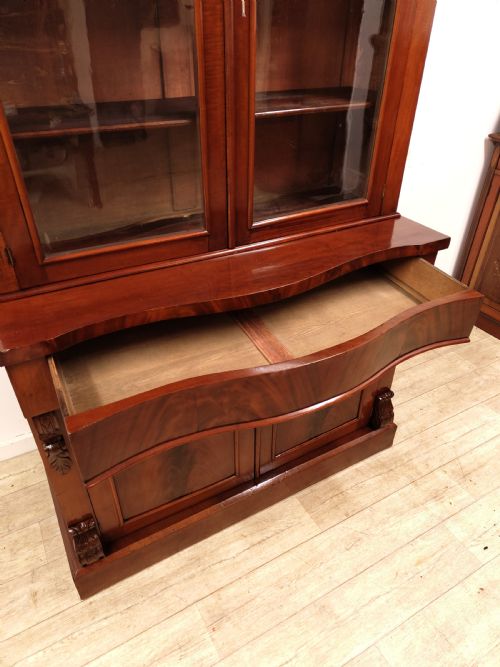 ANTIQUE VICTORIAN MAHOGANY GLAZED BOOKCASE ON CUPBOARD - ADDITIONAL PHOTO 8