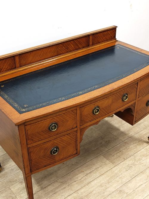 ANTIQUE EDWARDIAN SATINWOOD KNEEHOLE LEATHER TOP WRITING WORK OFFICE DESK - ADDITIONAL PHOTO 9