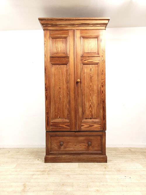 tall antique victorian pitch pine double wardrobe armoire - CATEGORY: ANTIQUE WARDROBES - DATED VICTORIAN