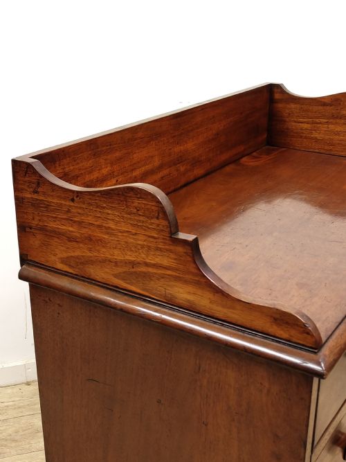 ANTIQUE VICTORIAN MAHOGANY GALLERY BACK CHEST OF DRAWERS - ADDITIONAL PHOTO 10