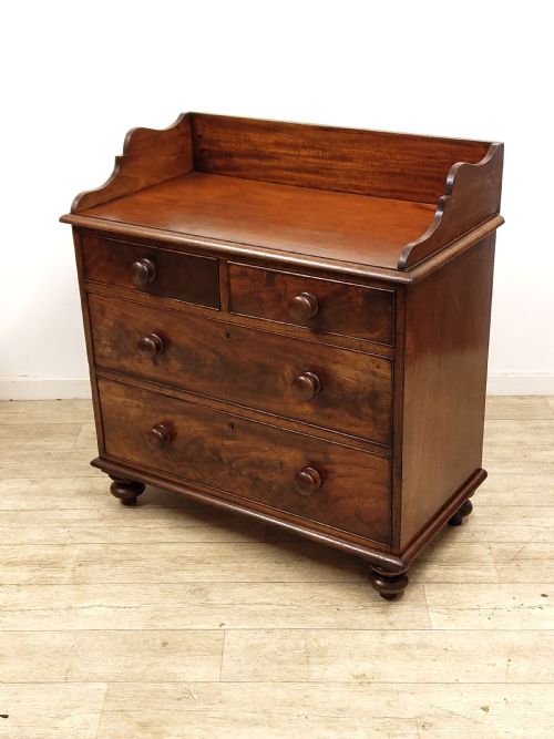 ANTIQUE VICTORIAN MAHOGANY GALLERY BACK CHEST OF DRAWERS - ADDITIONAL PHOTO 13