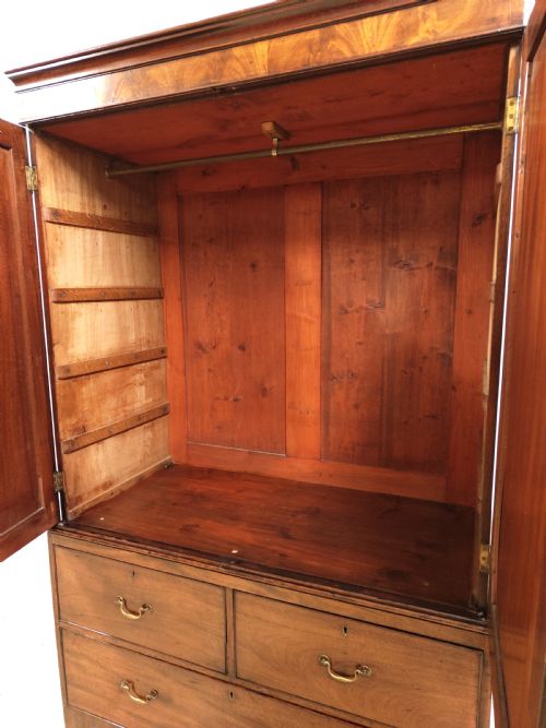 ANTIQUE GEORGIAN SOLID MAHOGANY LINEN PRESS WARDROBE COMPACTUM - ADDITIONAL PHOTO 2
