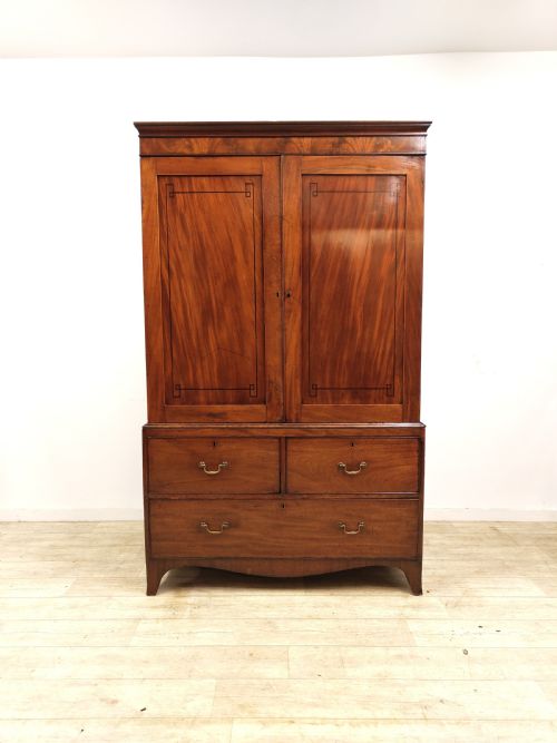 antique georgian solid mahogany linen press wardrobe compactum - CATEGORY: ANTIQUE CUPBOARDS - DATED REGENCY