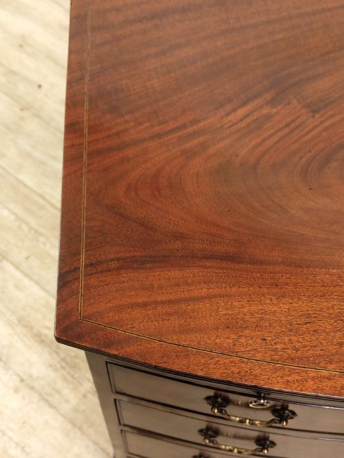 DIMINUTIVE ANTIQUE EDWARDIAN FLAME MAHOGANY BOW FRONT CHEST OF DRAWERS - ADDITIONAL PHOTO 3