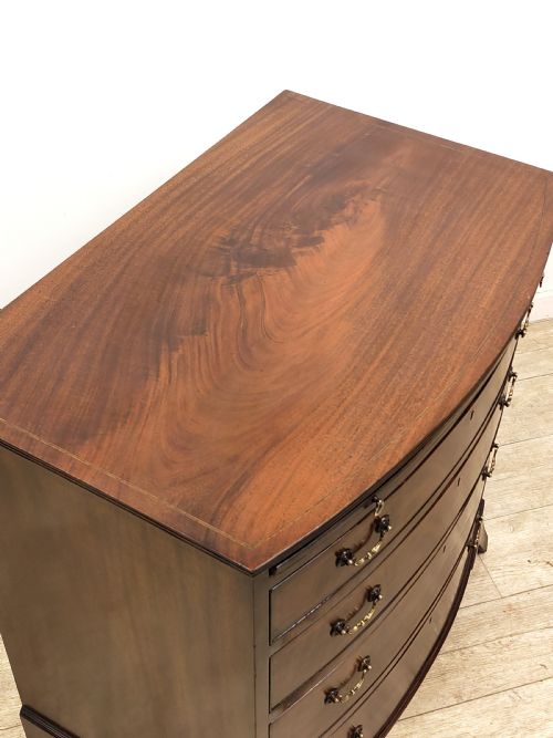 DIMINUTIVE ANTIQUE EDWARDIAN FLAME MAHOGANY BOW FRONT CHEST OF DRAWERS - ADDITIONAL PHOTO 4