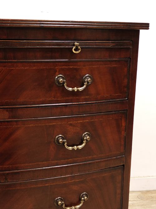 DIMINUTIVE ANTIQUE EDWARDIAN FLAME MAHOGANY BOW FRONT CHEST OF DRAWERS - ADDITIONAL PHOTO 11