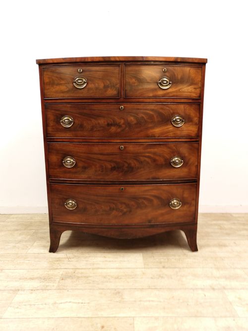ANTIQUE 19TH CENTURY FLAME MAHOGANY BOW FRONT CHEST OF DRAWERS - ADDITIONAL PHOTO 1