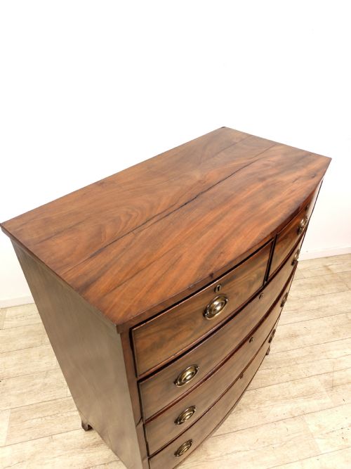 ANTIQUE 19TH CENTURY FLAME MAHOGANY BOW FRONT CHEST OF DRAWERS - ADDITIONAL PHOTO 8