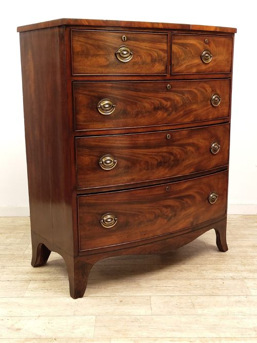 ANTIQUE 19TH CENTURY FLAME MAHOGANY BOW FRONT CHEST OF DRAWERS - ADDITIONAL PHOTO 10