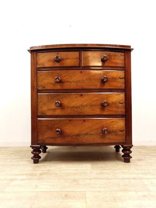 ANTIQUE VICTORIAN MAHOGANY BOW FRONT CHEST OF DRAWERS - ADDITIONAL PHOTO 1