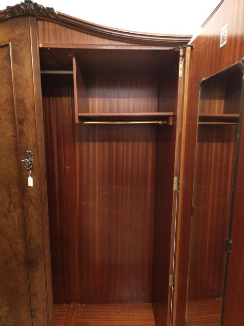 ANTIQUE BURR WALNUT DOUBLE WARDROBE ARMOIRE COMPACTUM - ADDITIONAL PHOTO 2