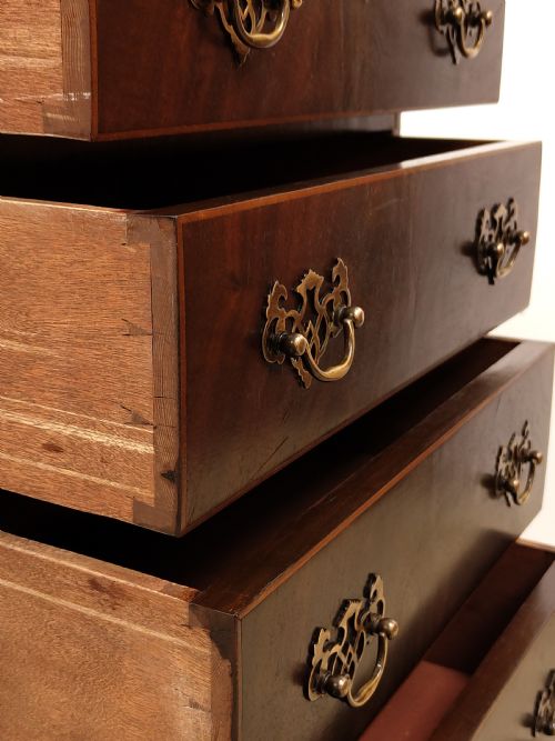 ANTIQUE VICTORIAN MAHOGANY DIMINUTIVE SLIM 6 HEIGHT CHEST OF DRAWERS - ADDITIONAL PHOTO 7