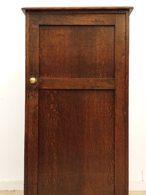 ANTIQUE EARLY 20TH CENTURY SOLID OAK SCHOOL CUPBOARD FROM AMPLEFORTH COLLEGE YORKSHIRE - ADDITIONAL PHOTO 1