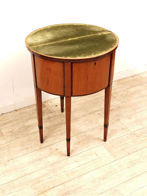 ANTIQUE LATE 18TH CENTURY SATINWOOD FOLD OVER DEMI LUNE GAMES TABLE - ADDITIONAL PHOTO 3