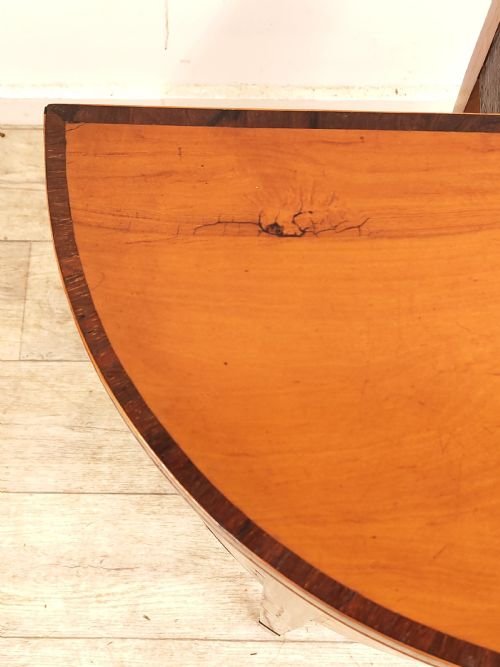 ANTIQUE LATE 18TH CENTURY SATINWOOD FOLD OVER DEMI LUNE GAMES TABLE - ADDITIONAL PHOTO 6