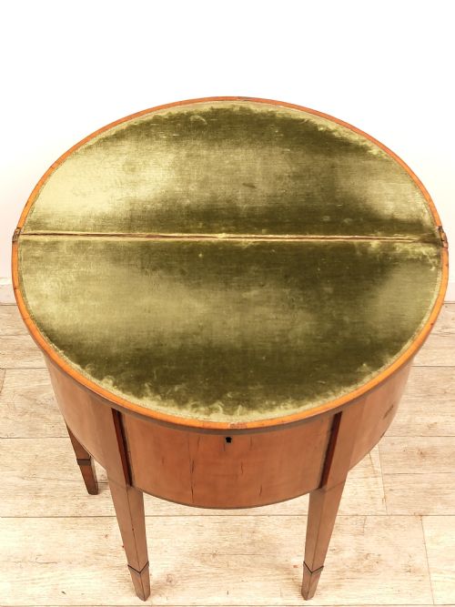 ANTIQUE LATE 18TH CENTURY SATINWOOD FOLD OVER DEMI LUNE GAMES TABLE - ADDITIONAL PHOTO 7