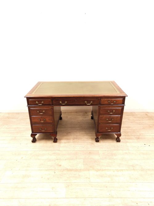 ANTIQUE EDWARDIAN CHIPPENDALE STYLE SOLID WALNUT LEATHER TOP PEDESTAL DESK - ADDITIONAL PHOTO 1