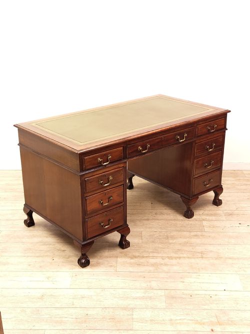 ANTIQUE EDWARDIAN CHIPPENDALE STYLE SOLID WALNUT LEATHER TOP PEDESTAL DESK - ADDITIONAL PHOTO 6