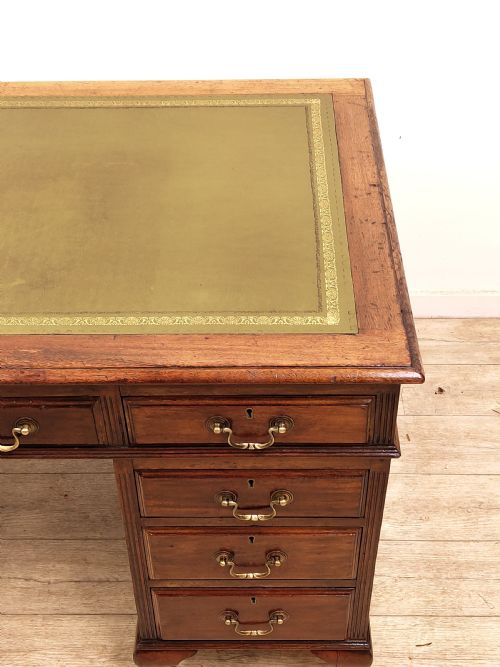 ANTIQUE EDWARDIAN CHIPPENDALE STYLE SOLID WALNUT LEATHER TOP PEDESTAL DESK - ADDITIONAL PHOTO 8