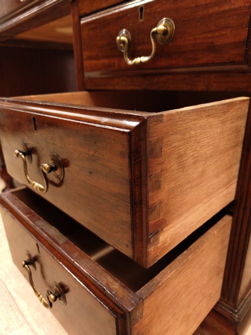 ANTIQUE EDWARDIAN CHIPPENDALE STYLE SOLID WALNUT LEATHER TOP PEDESTAL DESK - ADDITIONAL PHOTO 10