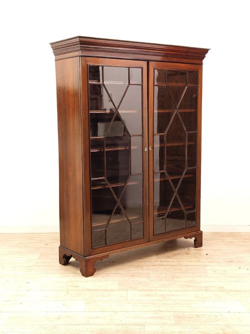 large antique solid mahogany late georgian astragal glazed adjustable bookcase - CATEGORY: ANTIQUE BOOKCASES - DATED GEORGIAN