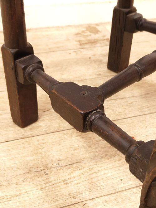 MATCHING PAIR OF ANTIQUE ORIGINAL 17TH CENTURY CAROLEAN CHARLES II WALNUT CANE CARVED CHAIRS - ADDITIONAL PHOTO 7