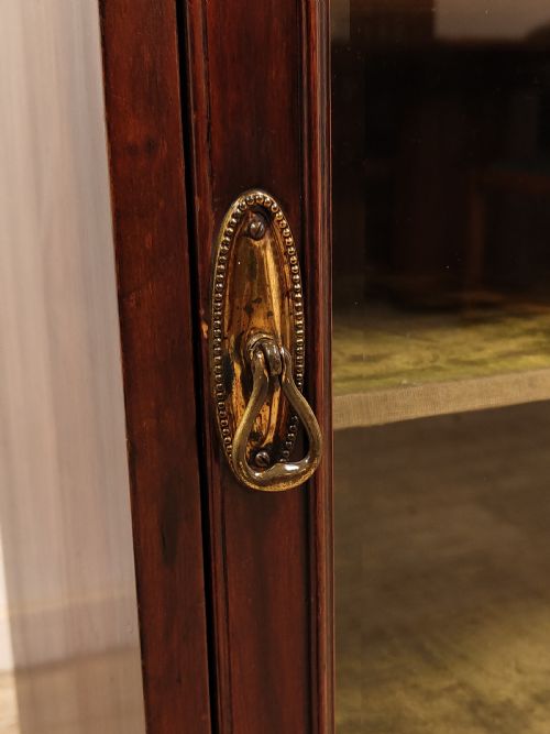 ANTIQUE EDWARDIAN WALNUT MUSIC CABINET - ADDITIONAL PHOTO 8
