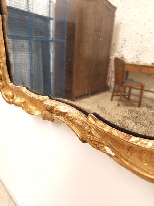 ANTIQUE DISTRESSED LATE 18TH CENTURY MERCURY PLATE GILTWOOD MIRROR - ADDITIONAL PHOTO 7