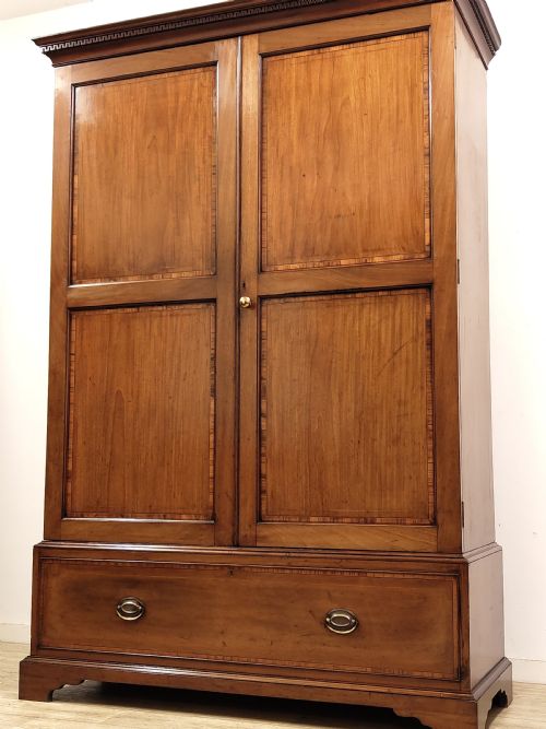 ANTIQUE EDWARDIAN SOLID MAHOGANY DOUBLE WARDROBE LINEN PRESS ARMOIRE COMPACTUM - ADDITIONAL PHOTO 12