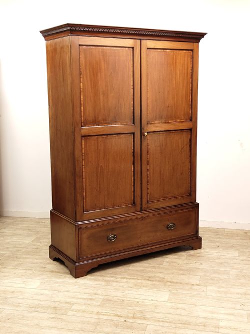 antique edwardian solid mahogany double wardrobe linen press armoire compactum - CATEGORY: ANTIQUE WARDROBES - DATED EDWARDIAN