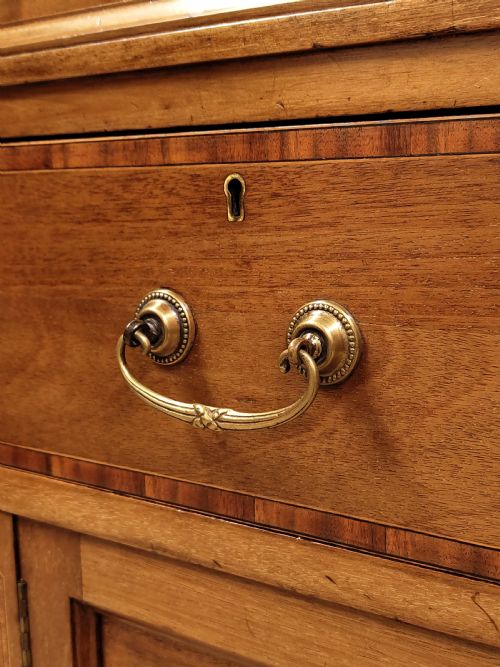 ANTIQUE EDWARDIAN INLAID SOLID MAHOGANY DWARF LINEN CUPBOARD PRESS - ADDITIONAL PHOTO 8