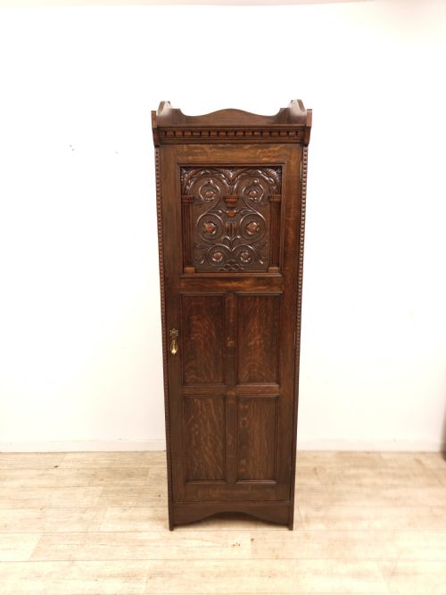 ANTIQUE SOLID CARVED OAK GEOMETRIC SINGLE HALL WARDROBE ARMOIRE COMPACTUM - ADDITIONAL PHOTO 7