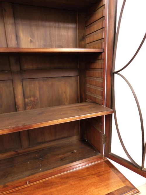 ANTIQUE EDWARDIAN MAHOGANY ASTRAGAL GLAZED ADJUSTABLE BOOKCASE ON CUPBOARD - ADDITIONAL PHOTO 5
