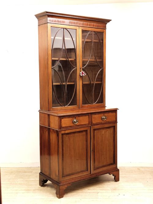 ANTIQUE EDWARDIAN MAHOGANY ASTRAGAL GLAZED ADJUSTABLE BOOKCASE ON CUPBOARD - ADDITIONAL PHOTO 10
