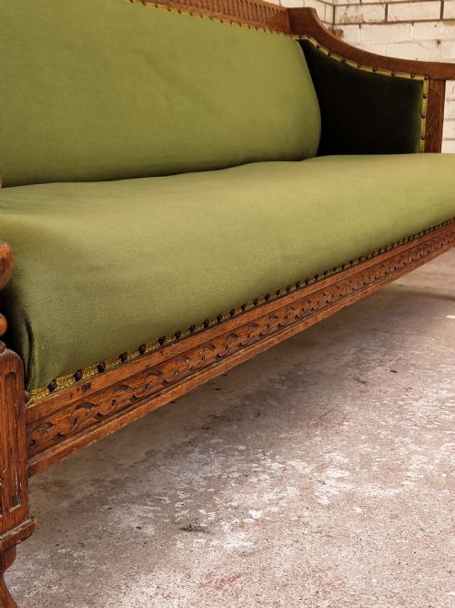 ANTIQUE VICTORIAN SOLID CARVED WALNUT FRAMED COUNTRY HOUSE SOFA SETTEE - ADDITIONAL PHOTO 6