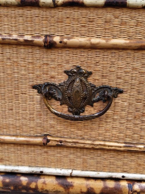 ANTIQUE VICTORIAN AESTHETIC MOVEMENT TIGER BAMBOO CANE CHINOISERIE SINGLE WARDROBE - ADDITIONAL PHOTO 2