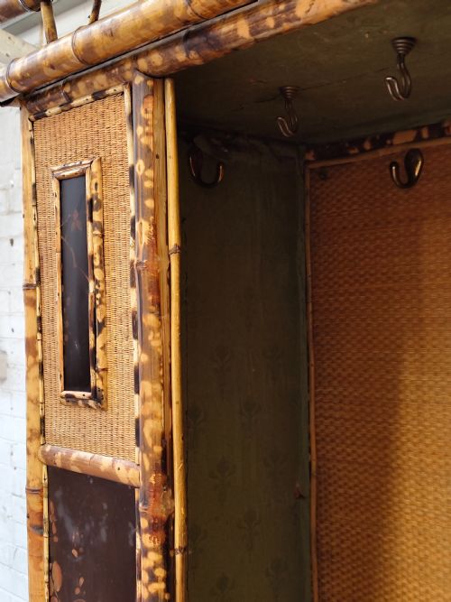 ANTIQUE VICTORIAN AESTHETIC MOVEMENT TIGER BAMBOO CANE CHINOISERIE SINGLE WARDROBE - ADDITIONAL PHOTO 5