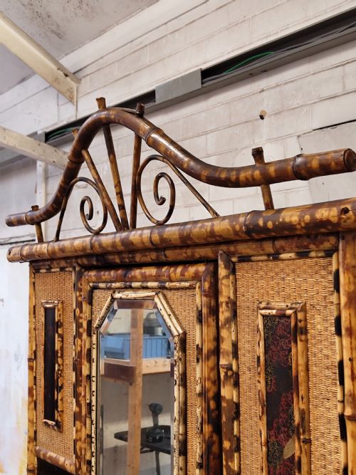 ANTIQUE VICTORIAN AESTHETIC MOVEMENT TIGER BAMBOO CANE CHINOISERIE SINGLE WARDROBE - ADDITIONAL PHOTO 9