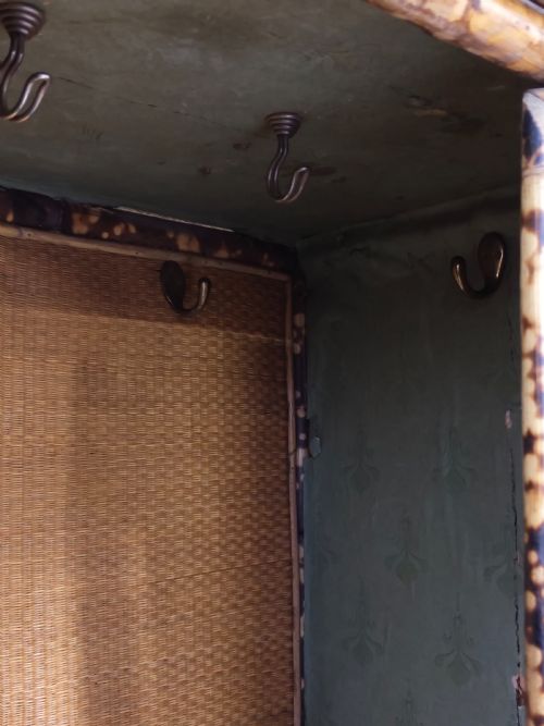 ANTIQUE VICTORIAN AESTHETIC MOVEMENT TIGER BAMBOO CANE CHINOISERIE SINGLE WARDROBE - ADDITIONAL PHOTO 11