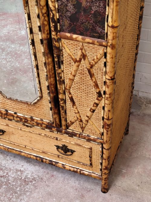 ANTIQUE VICTORIAN AESTHETIC MOVEMENT TIGER BAMBOO CANE CHINOISERIE SINGLE WARDROBE - ADDITIONAL PHOTO 13
