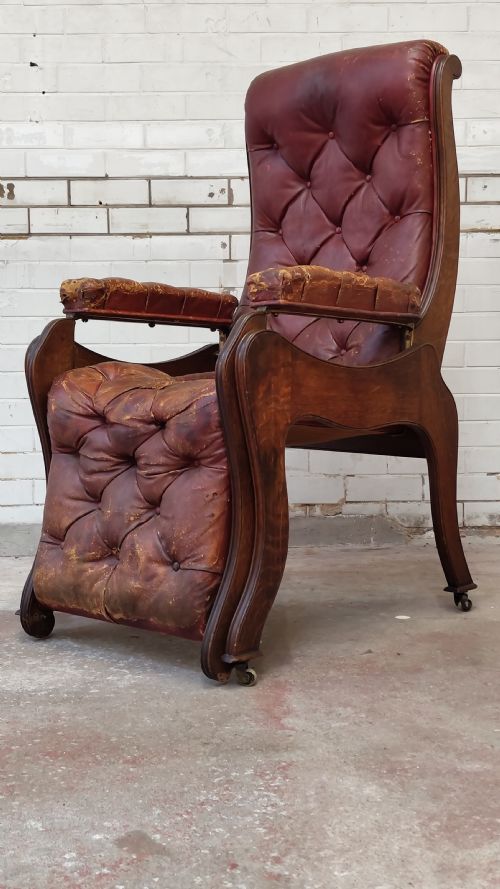 ANTIQUE VICTORIAN OAK READING RECLINING ARMCHAIR IN ORIGINAL MOROCCAN DISTRESSED LEATHER BY JAS SHOOLBRED - ADDITIONAL PHOTO 9