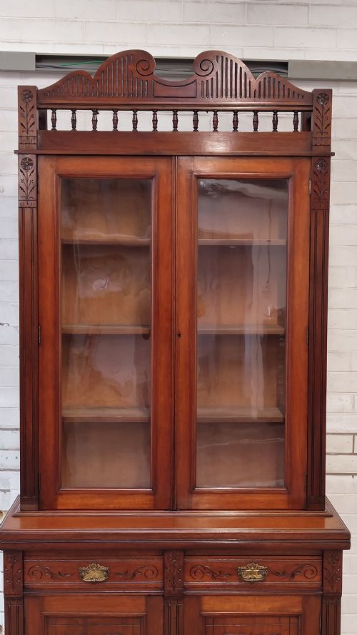ANTIQUE EDWARDIAN ART NOVEAU WALNUT BOOKCASE ON CUPBOARD - ADDITIONAL PHOTO 5