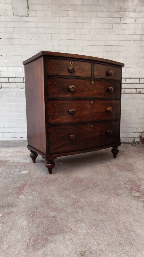 ANTIQUE VICTORIAN FLAME MAHOGANY BOW FRONT CHEST OF DRAWERS - ADDITIONAL PHOTO 13