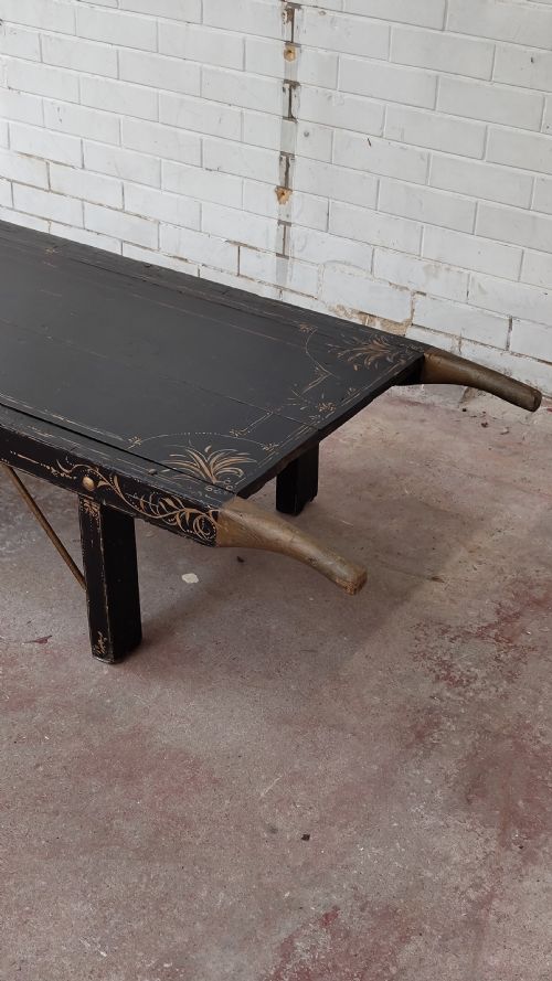 ANTIQUE VICTORIAN PINE EBONISED AND GILDED PIG STRETCHER COFFEE TABLE - ADDITIONAL PHOTO 7