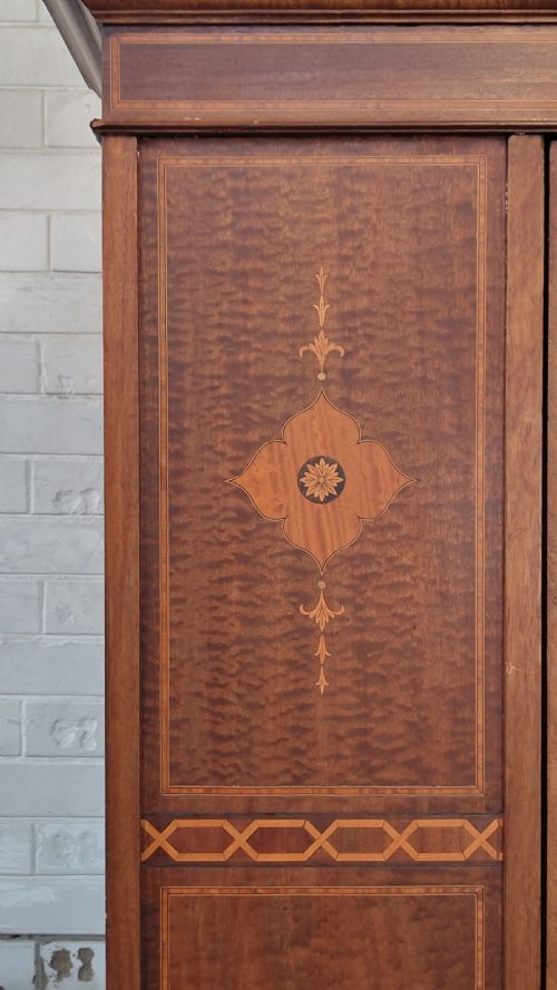 ANTIQUE EDWARDIAN INLAID MAHOGANY SINGLE HALL WARDROBE - ADDITIONAL PHOTO 13