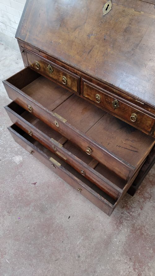 ANTIQUE QUEEN ANNE PERIOD SOLID WALNUT WRITING BUREAU ON CHEST - ADDITIONAL PHOTO 5