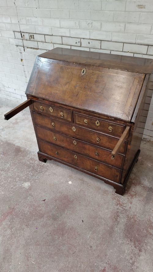 ANTIQUE QUEEN ANNE PERIOD SOLID WALNUT WRITING BUREAU ON CHEST - ADDITIONAL PHOTO 14