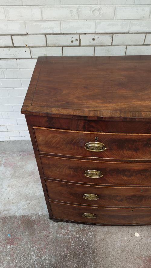 ANTIQUE GEORGIAN MAHOGANY BOW FRONT CHEST OF DRAWERS - ADDITIONAL PHOTO 8
