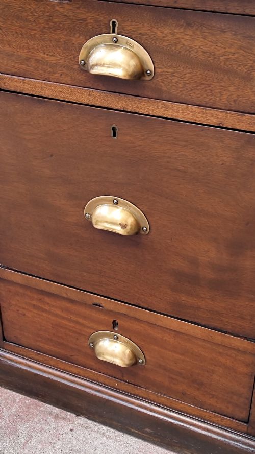 ANTIQUE SOLID OAK EX GOVERNMENT LEATHER TOP PEDESTAL DESK - ADDITIONAL PHOTO 2