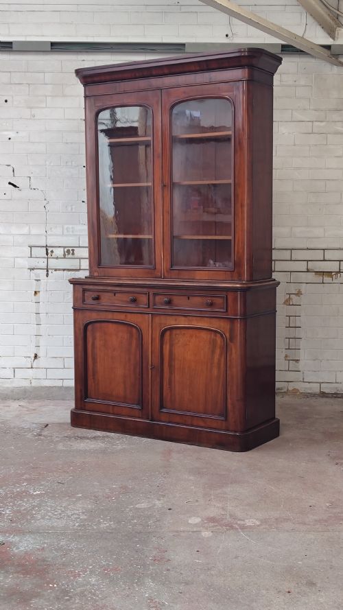 ANTIQUE VICTORIAN MAHOGANY GLAZED ADJUSTABLE BOOKCASE ON CUPBOARD - ADDITIONAL PHOTO 5